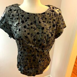 Miss Dorby silver top, size 14